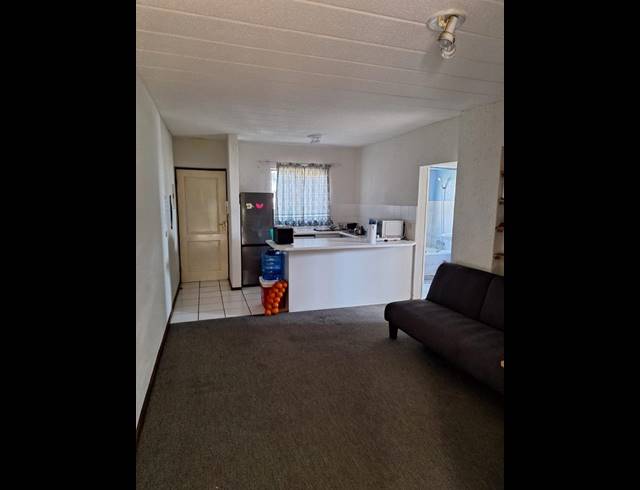 1 BEDROOM PROPERTY TO RENT IN BRYANSTON